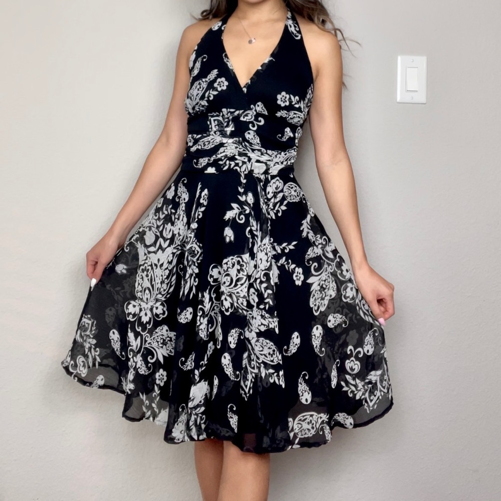 Black & White Floral Vintage Halter Midi Dress